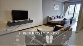Deluxe Seaview Suite Twin Bed by The Only Bnb